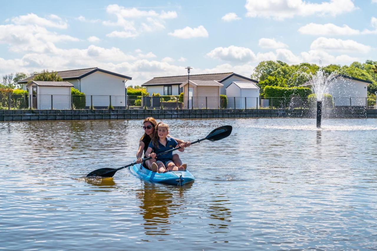 אחמונד אאן דן הוף Europarcs De Woudhoeve מראה חיצוני תמונה